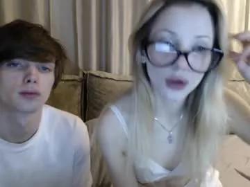 sweeetiee_couple from Chaturbate