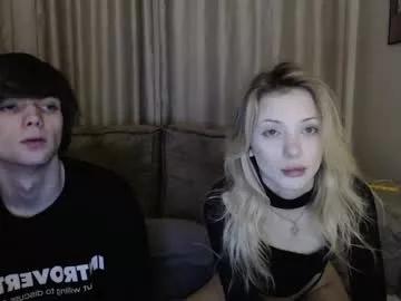 sweeetiee_couple from Chaturbate
