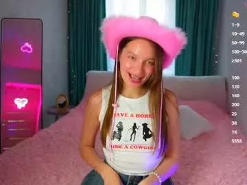 sweet__kitty__11 from Chaturbate