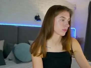 sweet__vikki from Chaturbate is Freechat