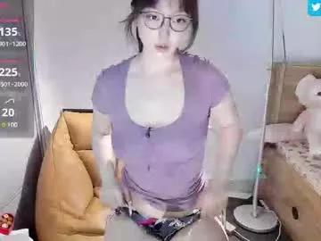 sweet_yumiq from Chaturbate