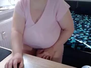 sweetboobs85h from Chaturbate