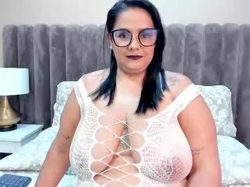 sweetbustydoll from Chaturbate is Freechat