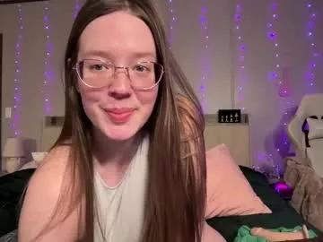 sweetdee222x from Chaturbate