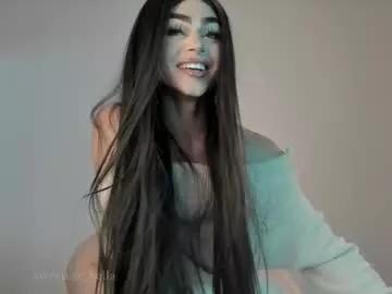 sweetest_bella from Chaturbate