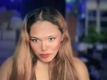 sweethot_bella from Chaturbate