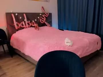sweetmilkis from Chaturbate