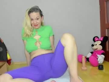 sweetpussymilf02 from Chaturbate