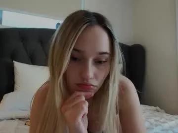 sweetshylax from Chaturbate is Freechat