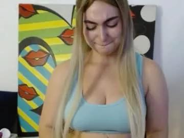 sweett_minionn from Chaturbate