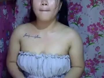 sweetvelvetkisscs_4u from Chaturbate