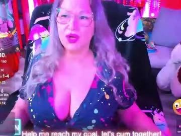 sweetylisahard from Chaturbate