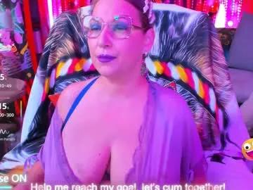 sweetylisahard from Chaturbate