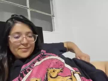 sweetyypeach from Chaturbate