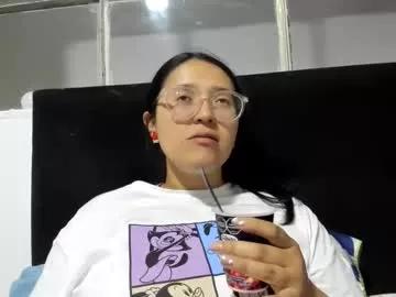 sweetyypeach from Chaturbate