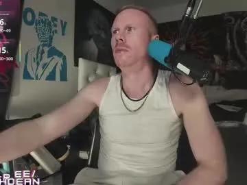 switchdean from Chaturbate is Freechat