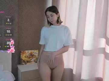 synnovebuoy from Chaturbate