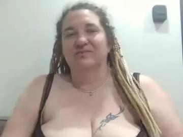 synstresslily from Chaturbate