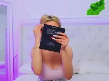 taahiraarabian from Chaturbate