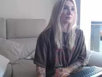 tattoobbgirl from Chaturbate
