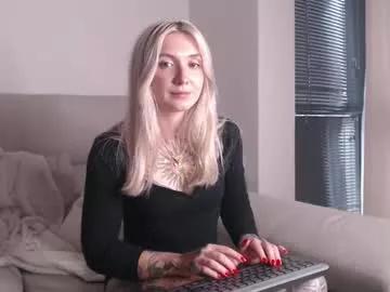 tattoobbgirl from Chaturbate