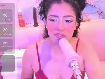 Taylor_cupper_ from Chaturbate