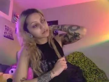 theeking_venus from Chaturbate