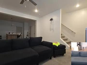 Theslutcouple98 from Chaturbate