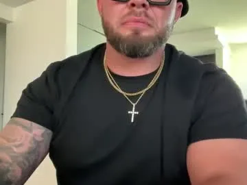 Freechat thiccbull12 on Chaturbate