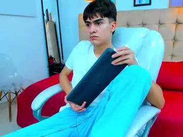tommy18__ from Chaturbate