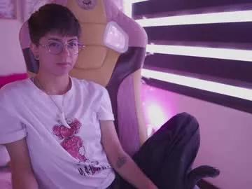 tommy_blue1 from Chaturbate