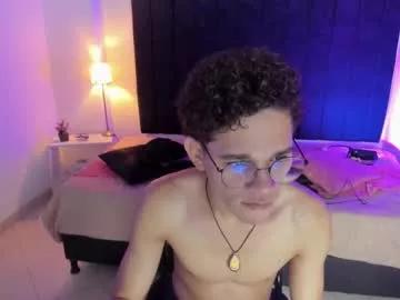 tommy_tucker10 from Chaturbate