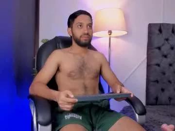 tommyolimpo from Chaturbate