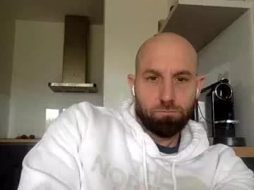 tommyx01 from Chaturbate