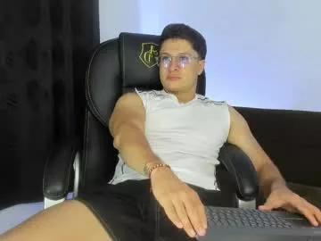 Tomson_cruzz from Chaturbate