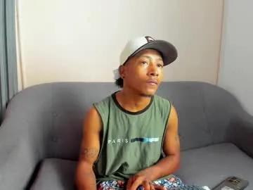 Tony_travis from Chaturbate
