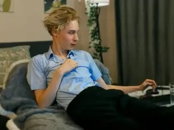 Freechat toxicpassion on Chaturbate