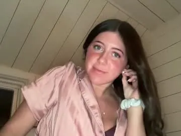 Freechat ttmarieee on Chaturbate