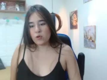 tulunaroja from Chaturbate