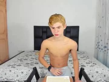Twink_waldorf from Chaturbate