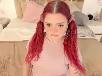 twwiiggy19 from Chaturbate