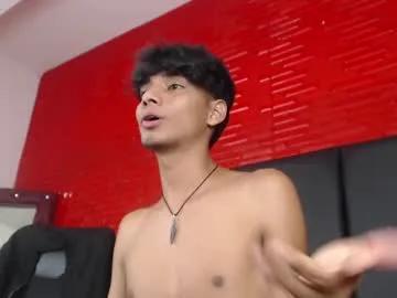 Tyler_wolf_1 from Chaturbate