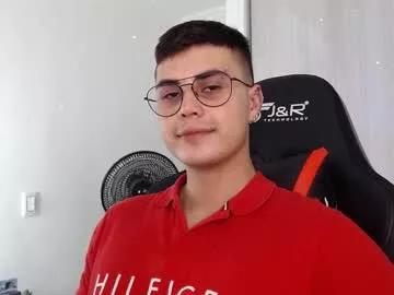 tylerhuntt__ from Chaturbate is Freechat