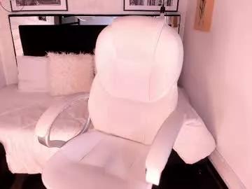 tylla_ from Chaturbate