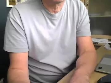 Ukshowall from Chaturbate