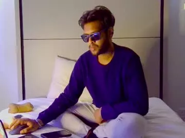 Freechat unexplored_aarav on Chaturbate