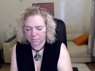 unsual_milf from Chaturbate