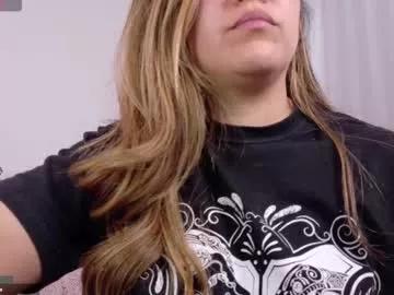 urdreamgiirl from Chaturbate