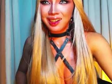 Urgoddess_bella from Chaturbate