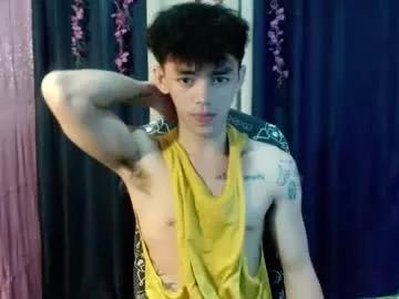 urhunky_boy from Chaturbate